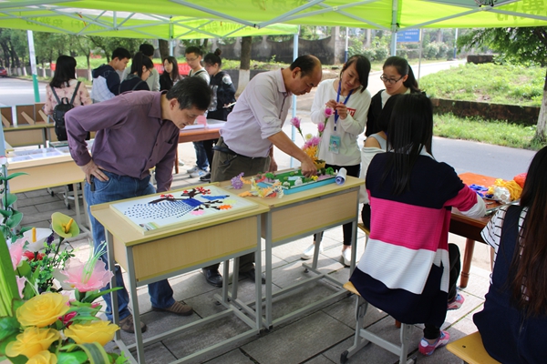 点击浏览下一页